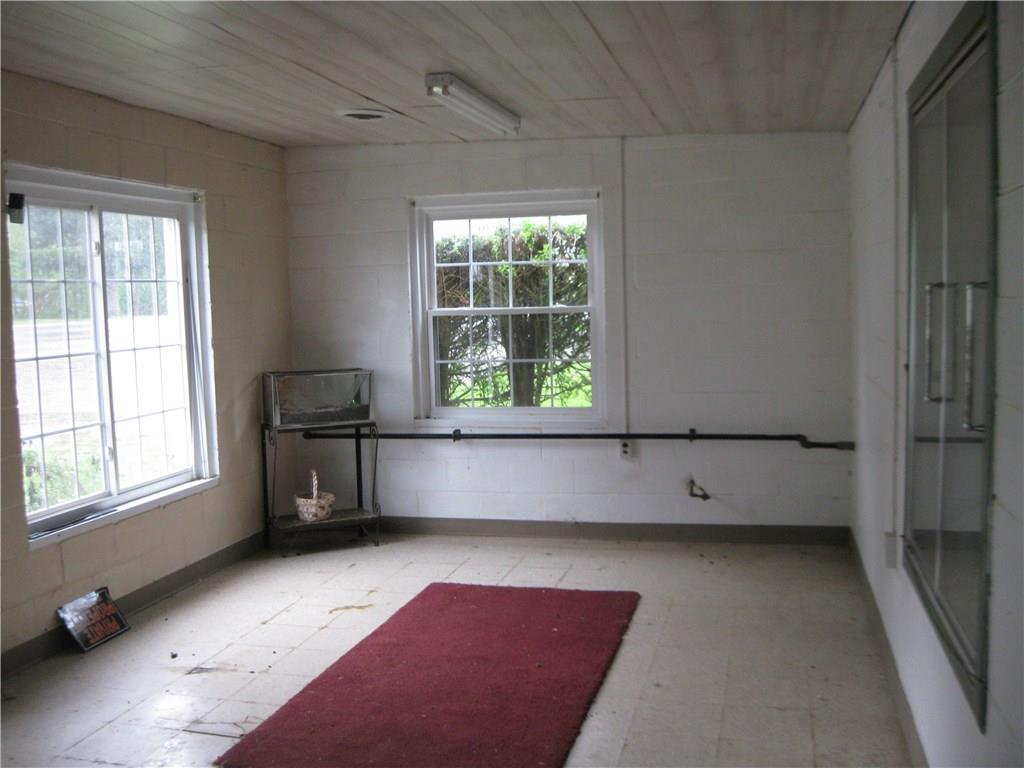 190 North Road Butler, PA 16001 - Photo 10 of 16 Gallery Image 10