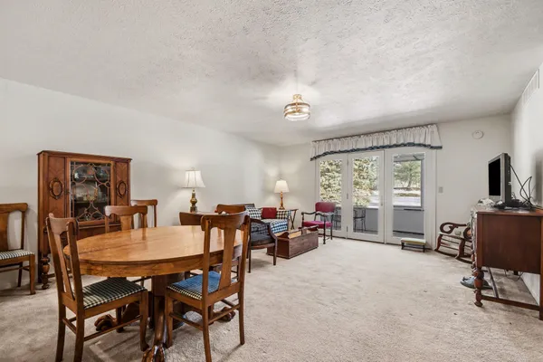 $280,000 | 1355 Honeysuckle Lane, Niles, MI 49120