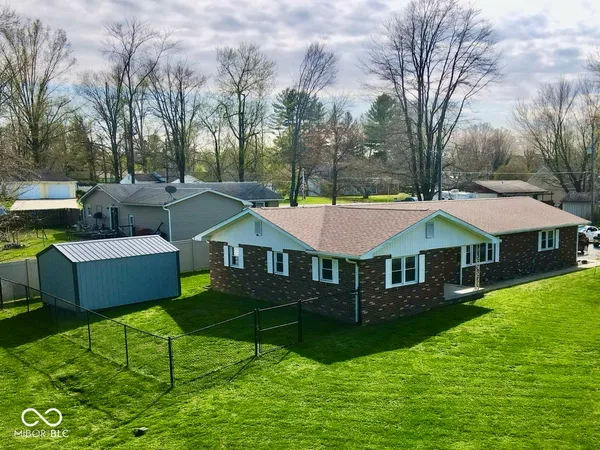 $304,500 | 9312 North Kimberly Drive, Brazil, IN 47834