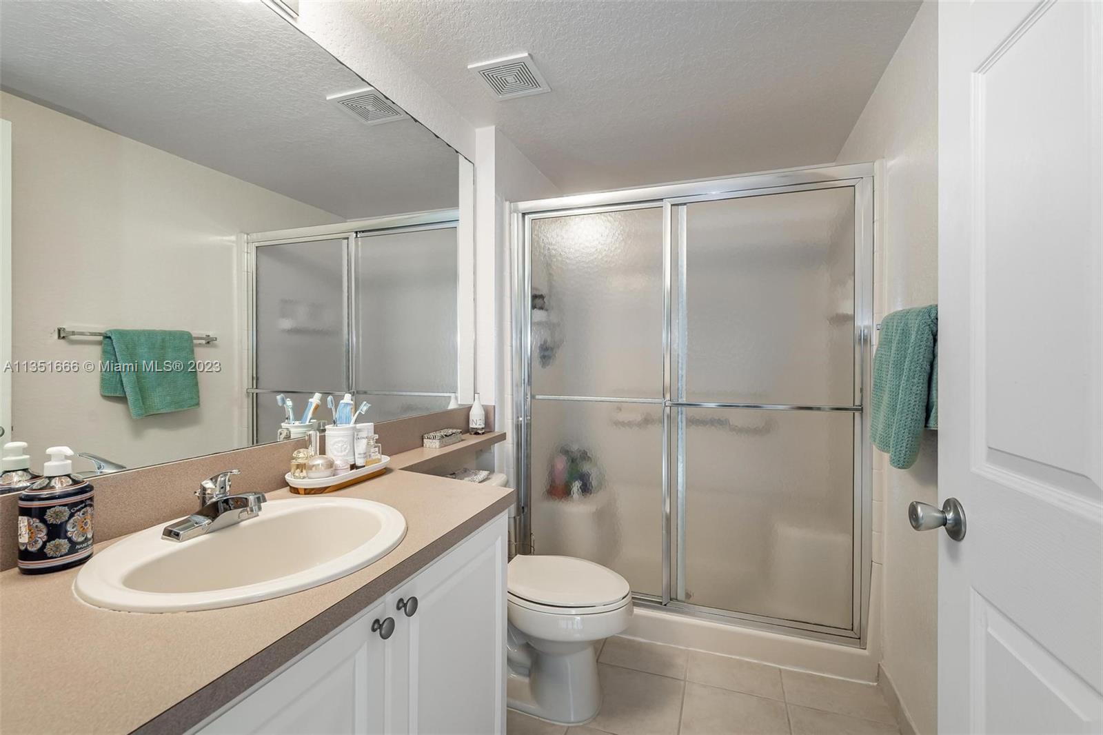6418 West Sample Road Coral Springs, FL 33067 - Photo 11 of 27 Gallery Image 11