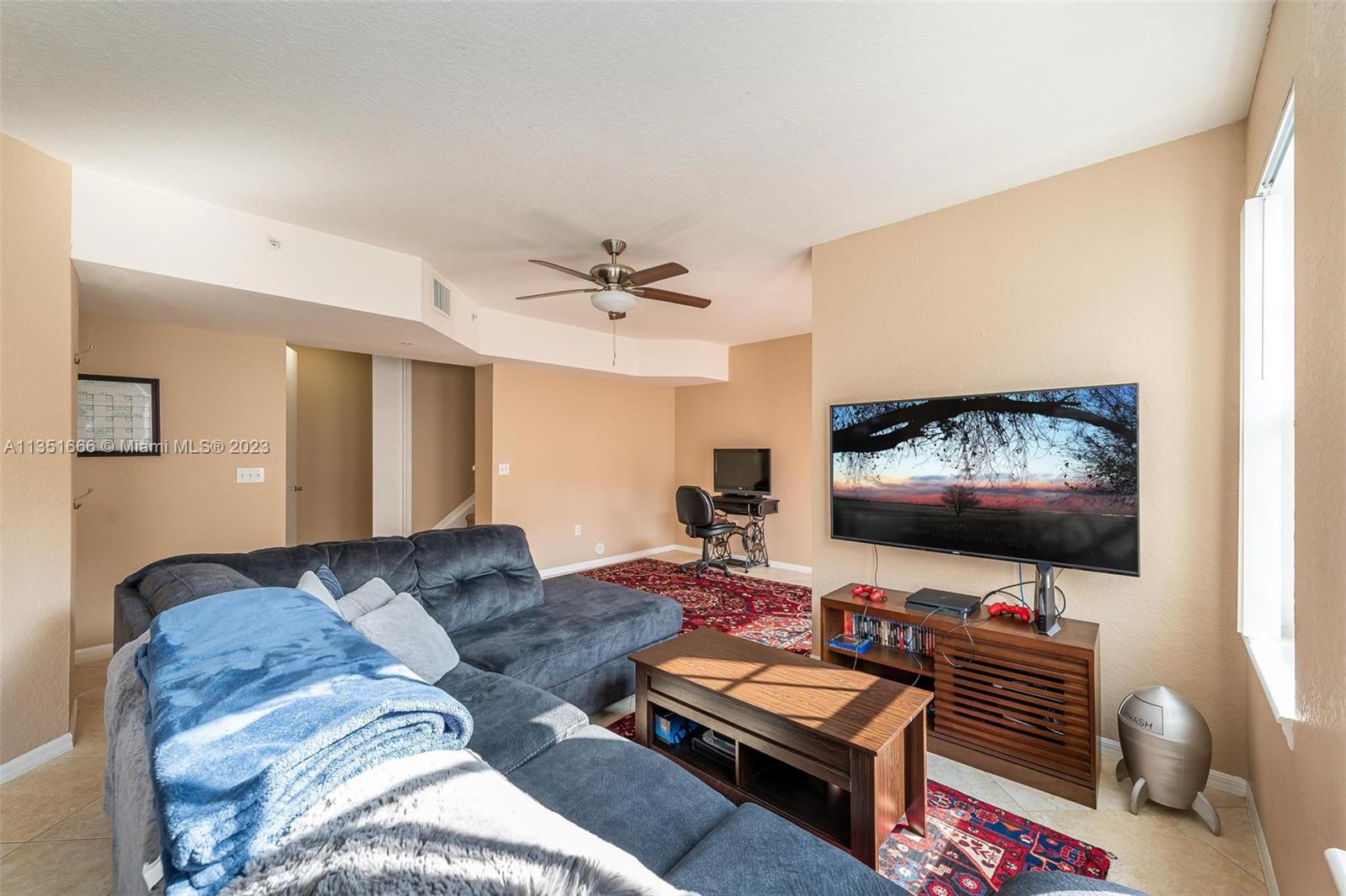 6418 West Sample Road Coral Springs, FL 33067 - Photo 6 of 27 Gallery Image 6