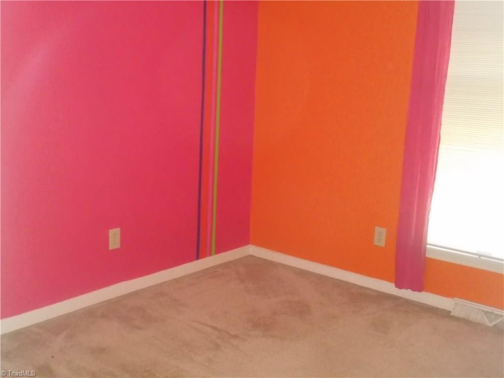 1814 Rivertrace Point High Point, NC 27265 - Photo 13 of 22 Gallery Image 13