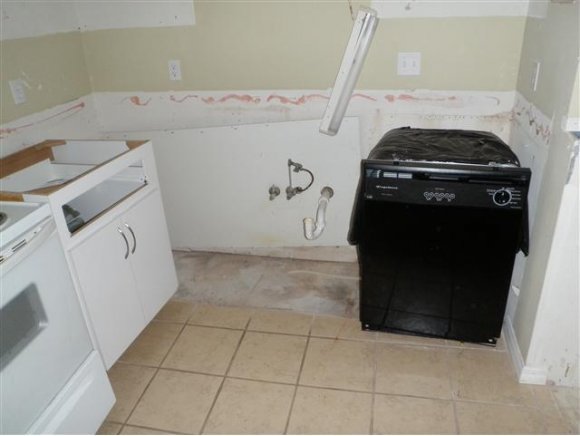 420 Australian Road Northwest Palm Bay, FL 32907 - Photo 4 of 9 Additional Photo