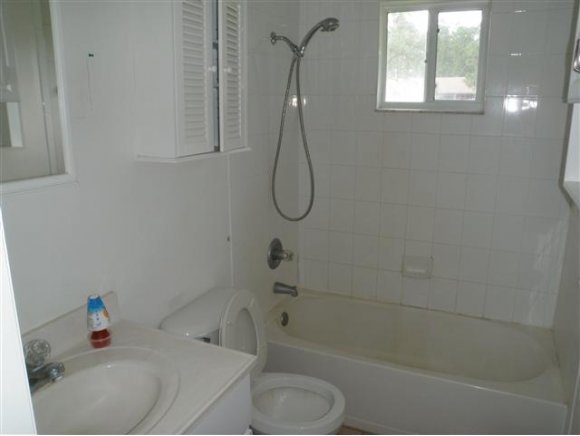 420 Australian Road Northwest Palm Bay, FL 32907 - Photo 5 of 9 Additional Photo