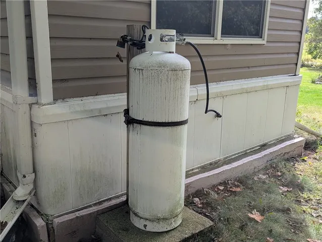 $199,000 | 30129 136th Street, New Auburn, WI 54757