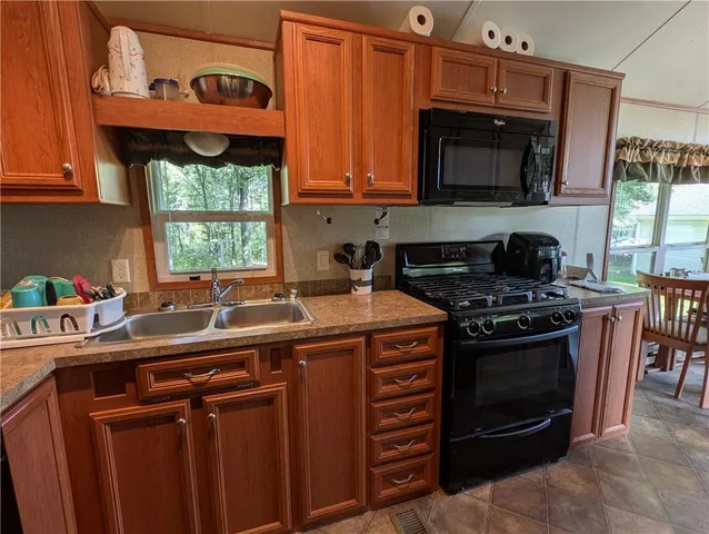 $199,000 | 30129 136th Street, New Auburn, WI 54757