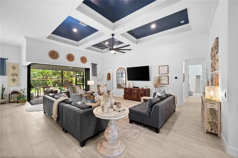 $1,128,000 | 16213 Camden Lakes Circle, Naples, FL 34110
