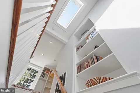 $1,246,000 | 6814 Brookville Road, Chevy Chase, MD 20815