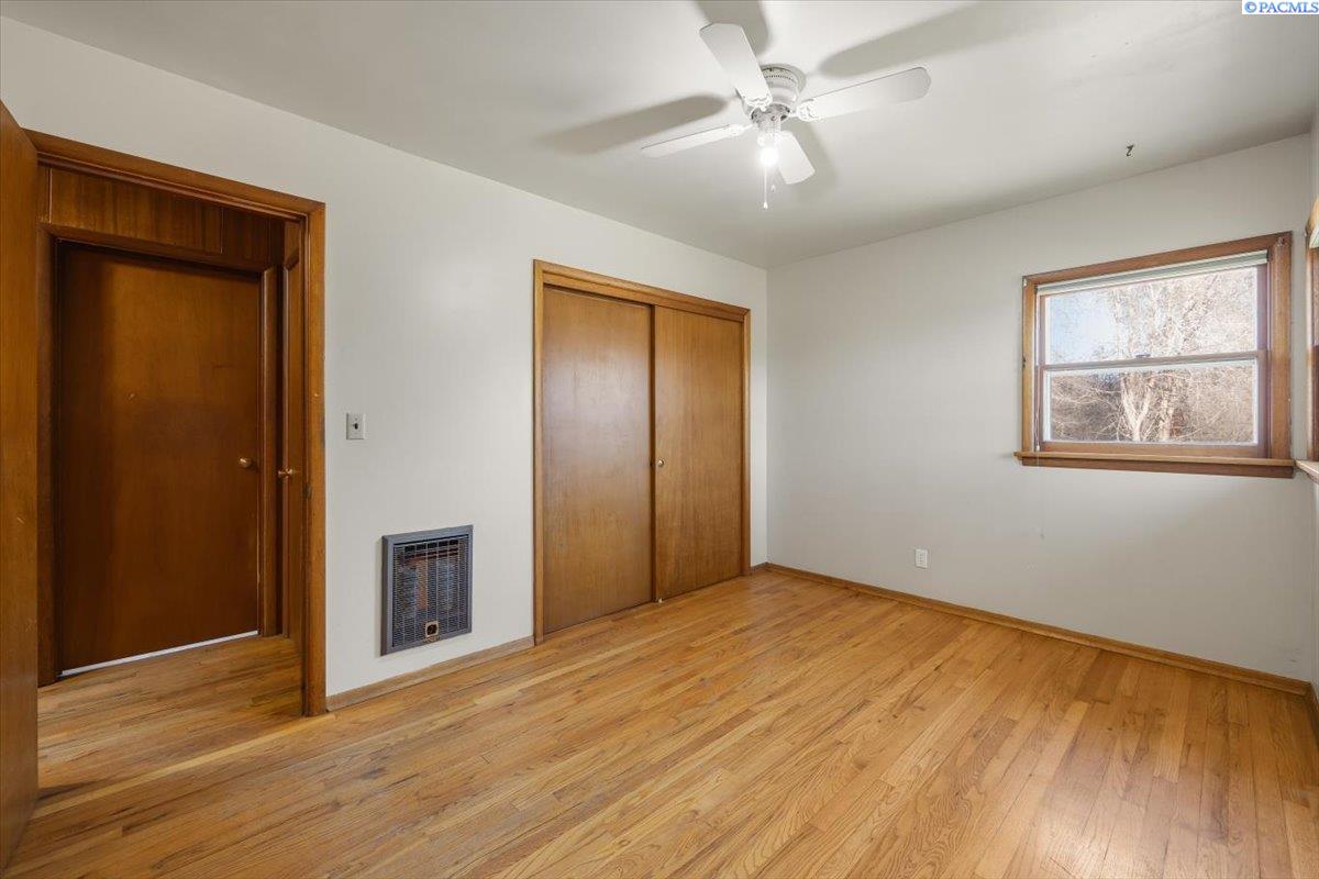64005 South Meals Road Kennewick, WA 99337 - Photo 13 of 34 Gallery Image 13