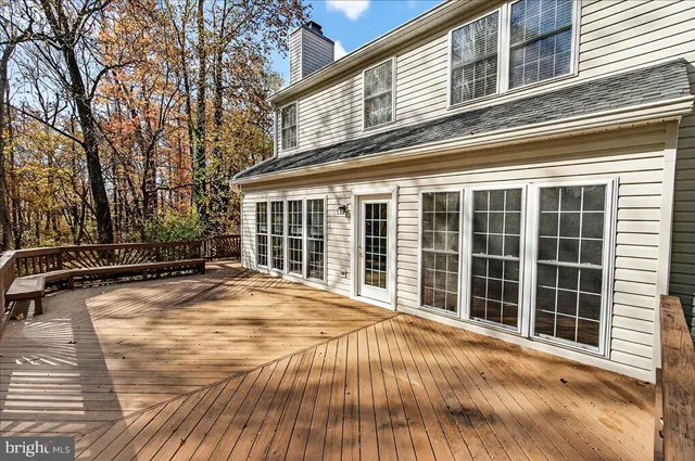 a view of a workspace with furniture