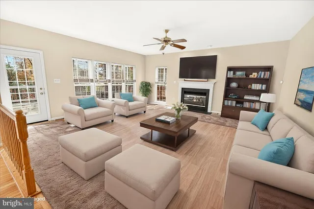 $899,900 | 19332 Cissel Manor Drive, Poolesville, MD 20837