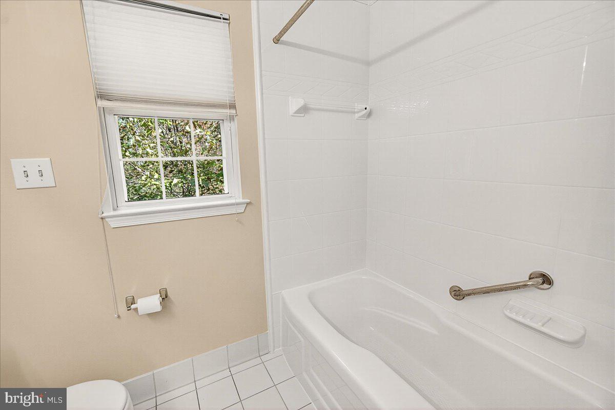 19332 Cissel Manor Drive Poolesville, MD 20837 - Photo 53 of 81