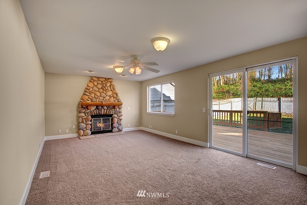23333 12th Place West Bothell, WA 98021 - Photo 9 of 18