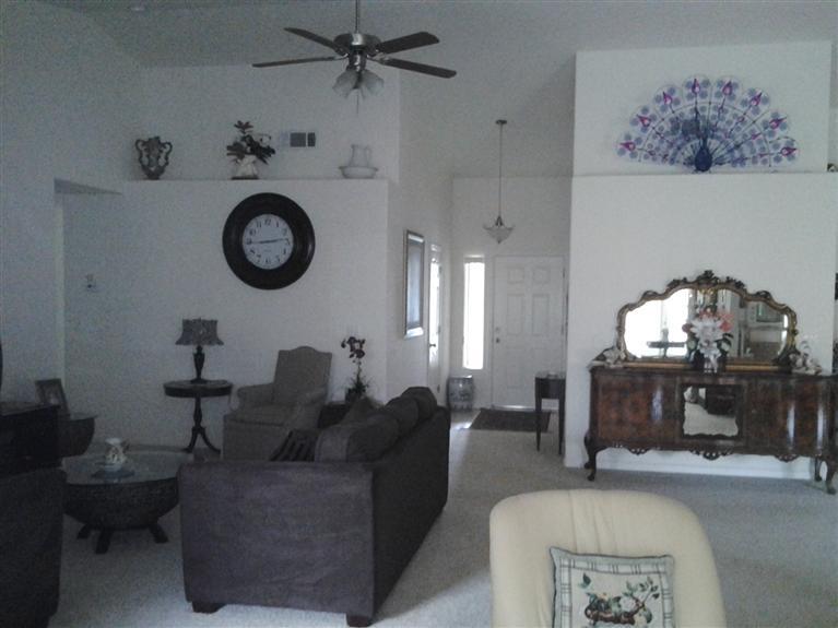 323 East Huntsman Avenue Reedley, CA 93654 - Photo 11 of 46 Gallery Image 11