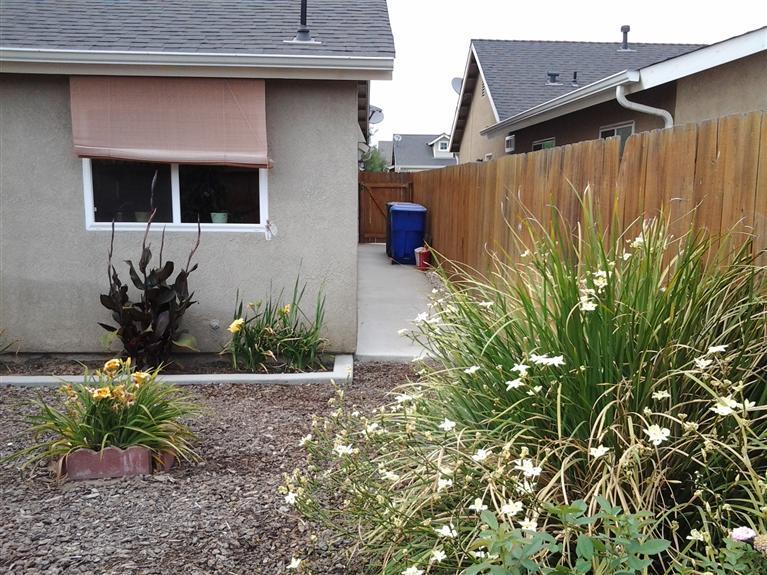 323 East Huntsman Avenue Reedley, CA 93654 - Photo 42 of 46 Gallery Image 42