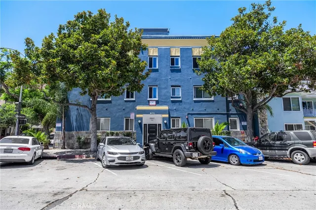 $2,200 | 601 Linden Avenue, Unit 303, Long Beach, CA 90802