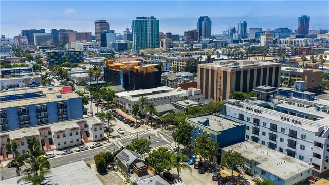 $2,200 | 601 Linden Avenue, Unit 303, Long Beach, CA 90802