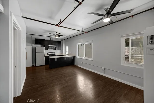 $2,200 | 601 Linden Avenue, Unit 303, Long Beach, CA 90802