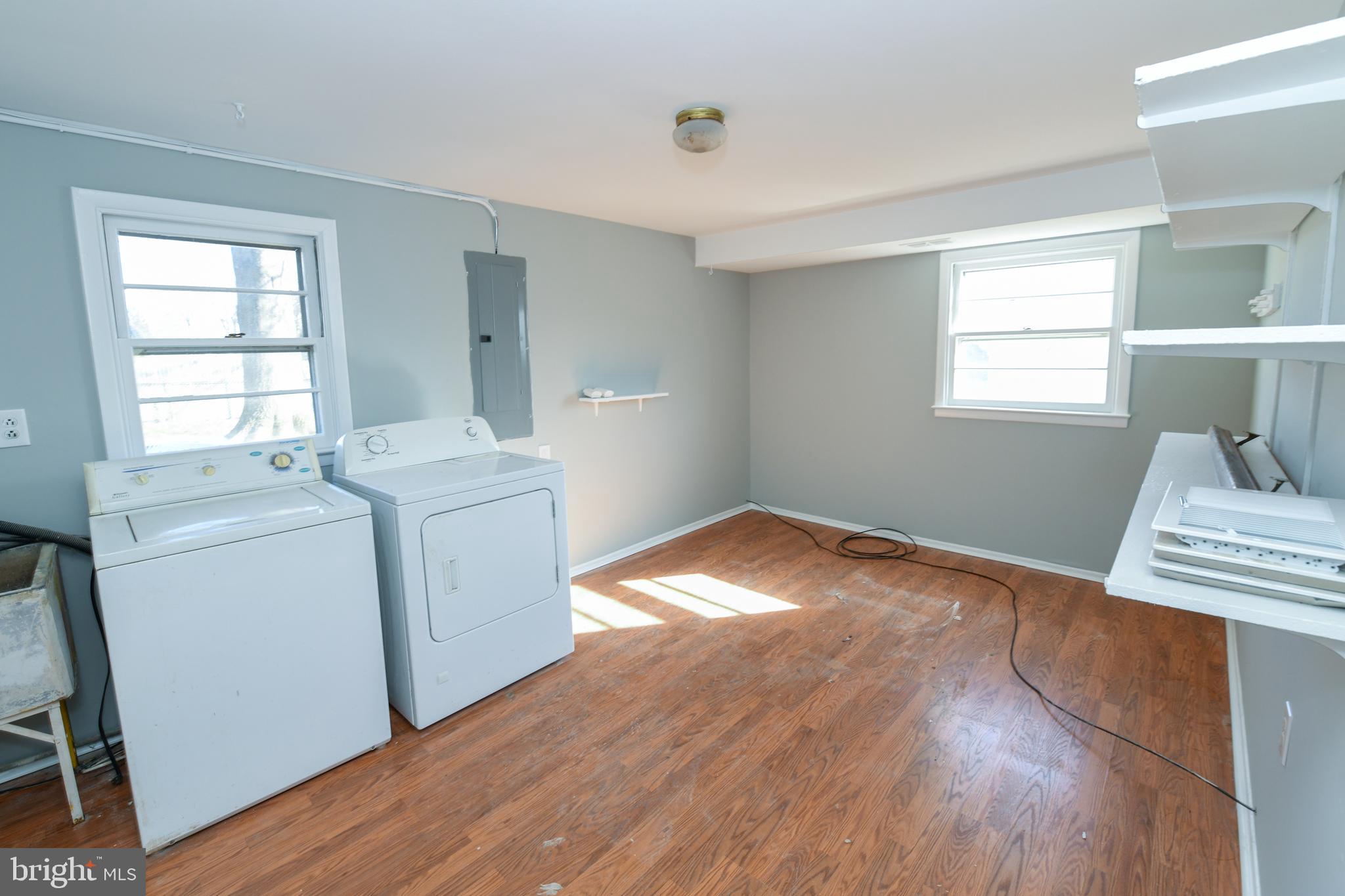 201 Surrey Road Southampton, PA 18966 - Photo 22 of 26 Laundry and Utility Room