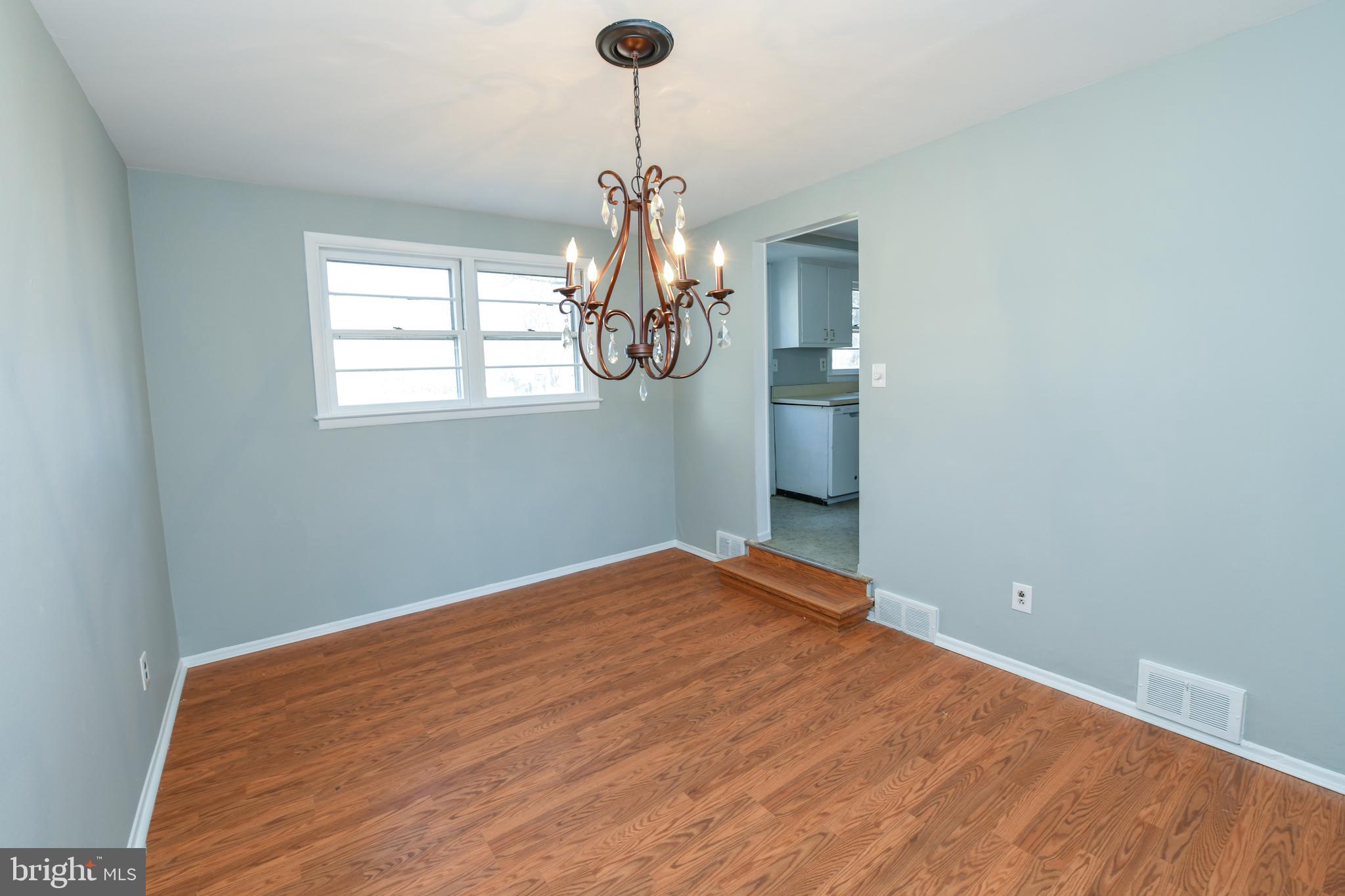 201 Surrey Road Southampton, PA 18966 - Photo 8 of 26 Gallery Image 8