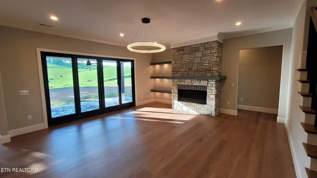 $799,900 | 407 Cummings Court, Morristown, TN 37814