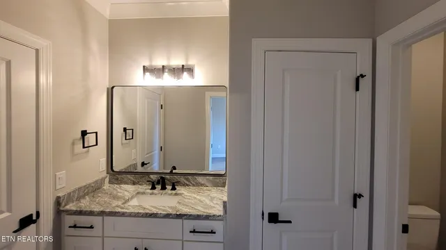 $799,900 | 407 Cummings Court, Morristown, TN 37814