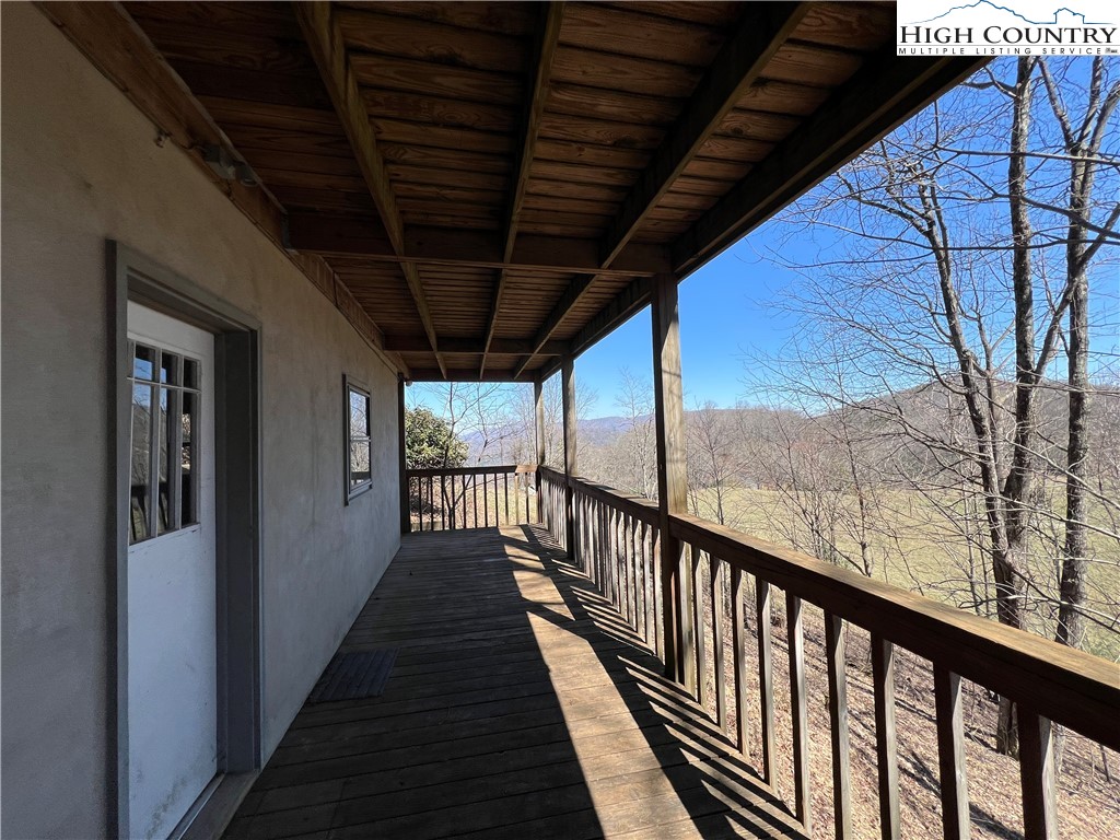 354 Joe Townsend Road Banner Elk, NC 28604 - Photo 17 of 18 Gallery Image 17