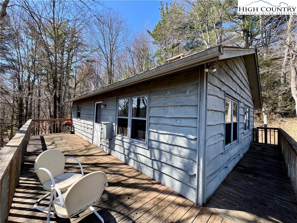 354 Joe Townsend Road Banner Elk, NC 28604 - Photo 5 of 18 Gallery Image 5