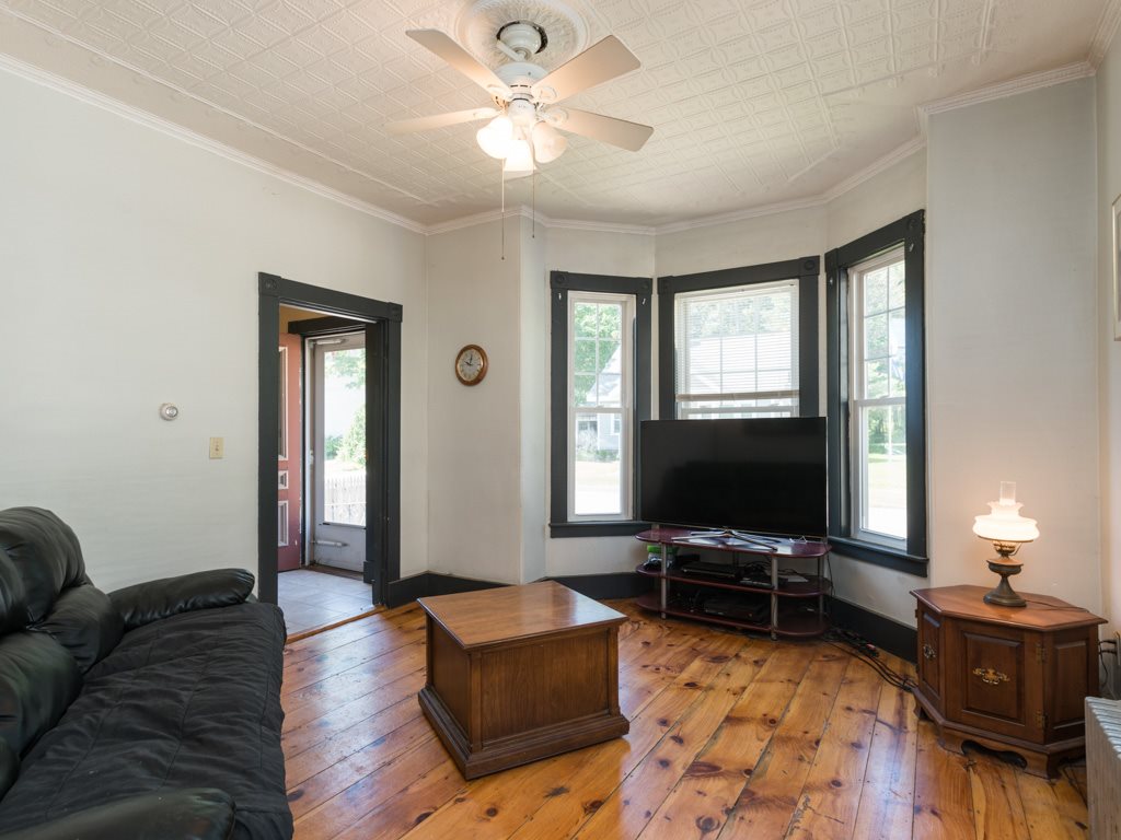 32 Magic Avenue Rochester, NH 03868 - Photo 10 of 23