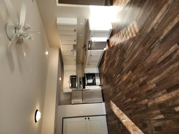 $1,684 | 1164 Devils Glen Road, Unit 301, Bettendorf, IA 52722