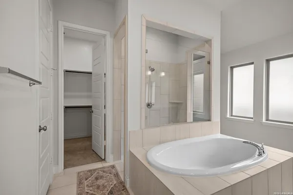 $3,000 | 1847 Weinnacht, New Braunfels, TX 78132
