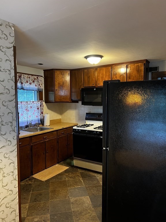 54 Birchcroft Road Boston, MA 02136 - Photo 11 of 19 Gallery Image 11