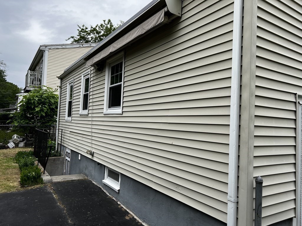 54 Birchcroft Road Boston, MA 02136 - Photo 4 of 19 Gallery Image 4