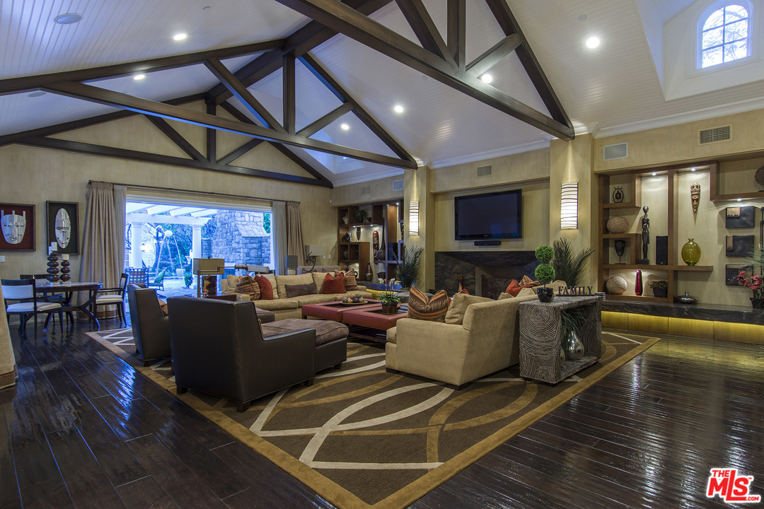 23808 Long Valley Road Hidden Hills, CA 91302 - Photo 4 of 21 Gallery Image 4