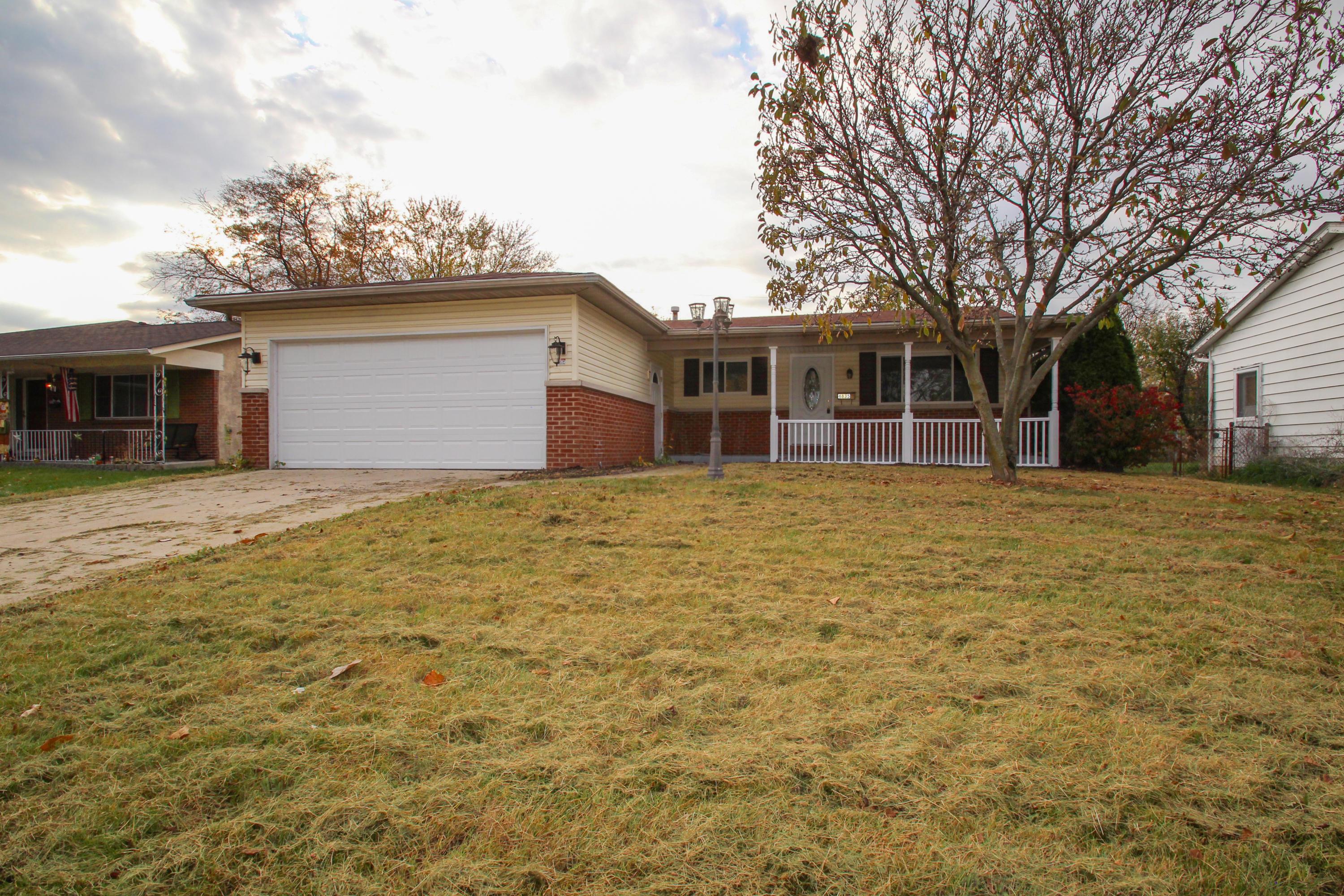 4835 Manitoba Road Columbus, OH 43229 - Photo 1 of 29 Gallery Image 1
