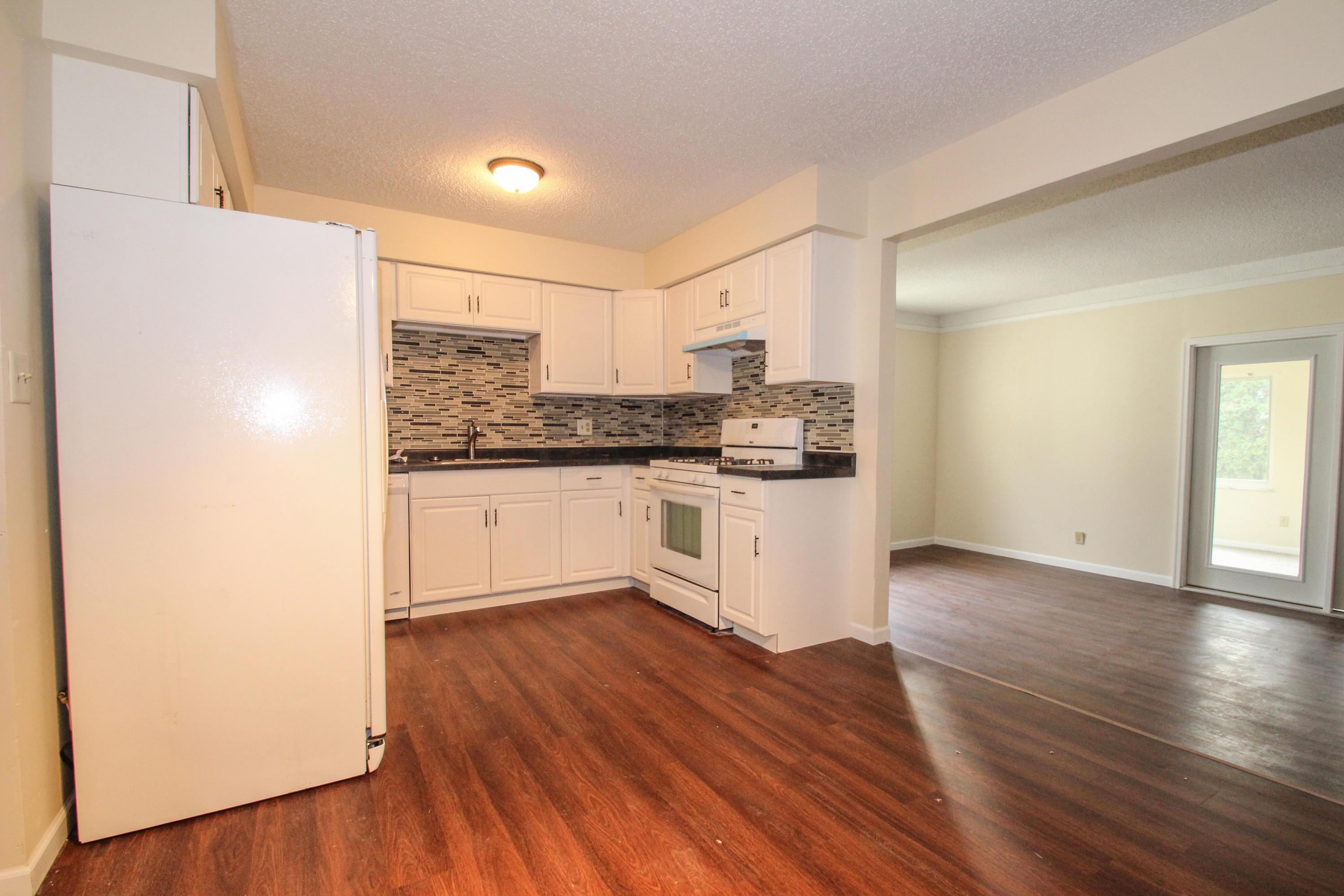 4835 Manitoba Road Columbus, OH 43229 - Photo 17 of 29 Gallery Image 17