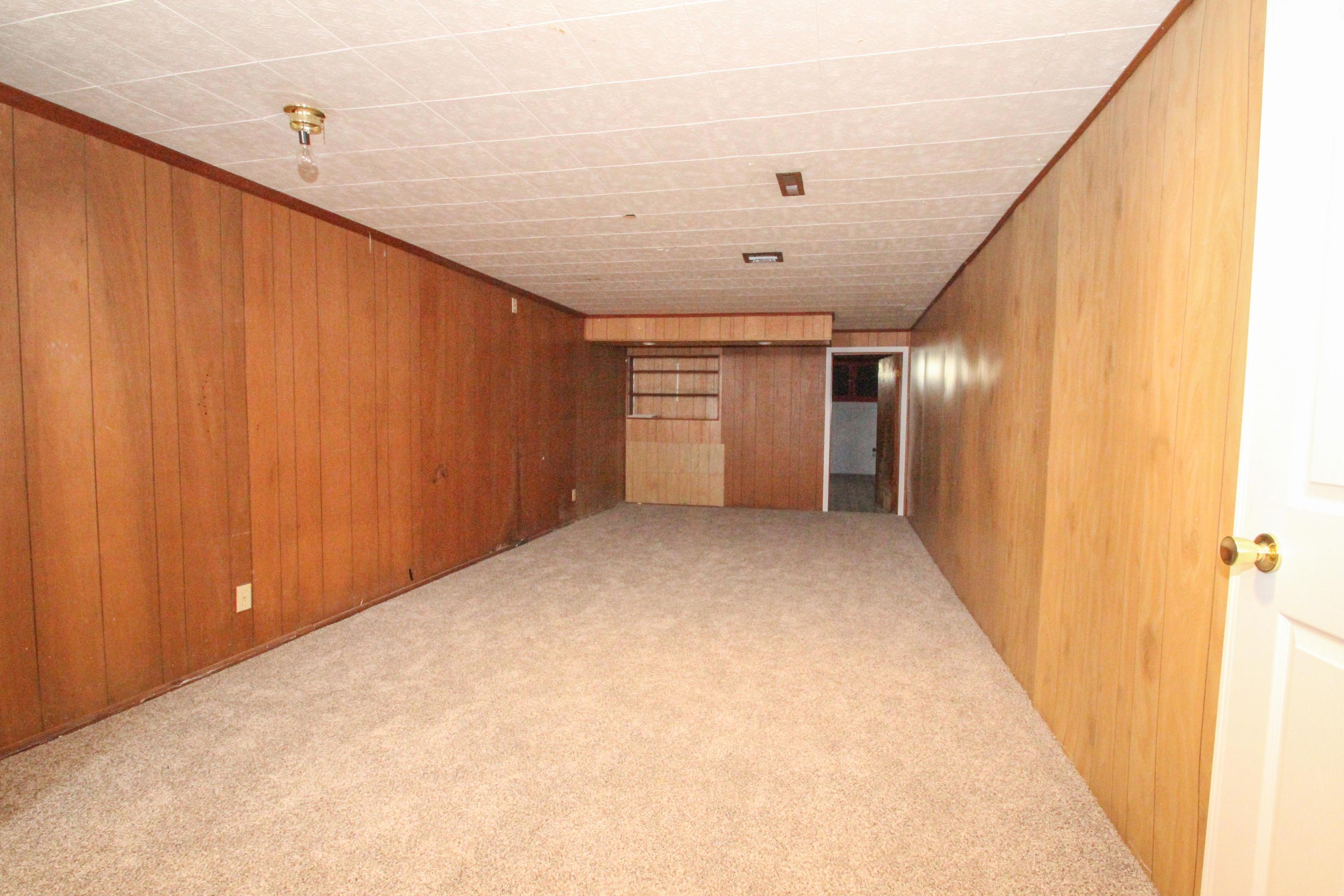 4835 Manitoba Road Columbus, OH 43229 - Photo 21 of 29 Gallery Image 21
