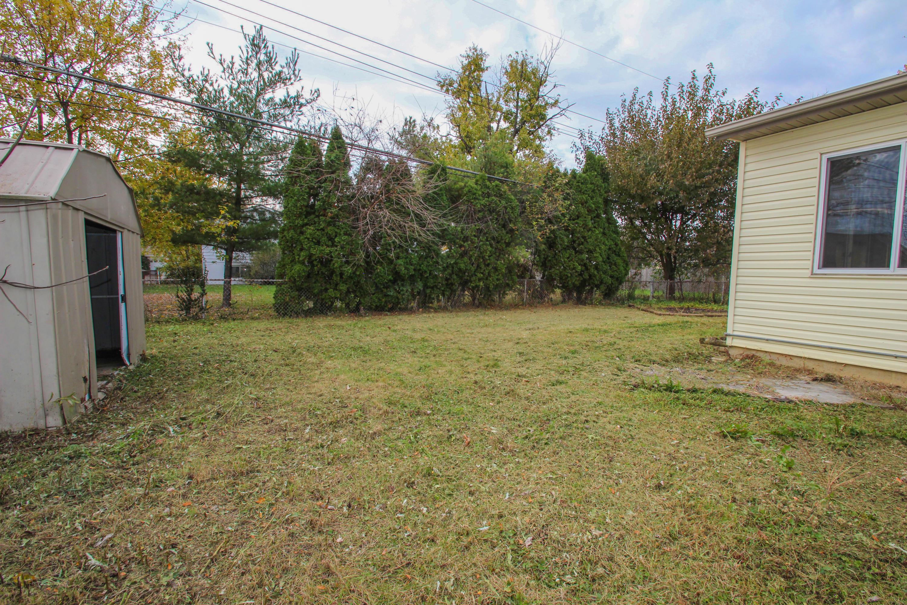 4835 Manitoba Road Columbus, OH 43229 - Photo 28 of 29 Gallery Image 28