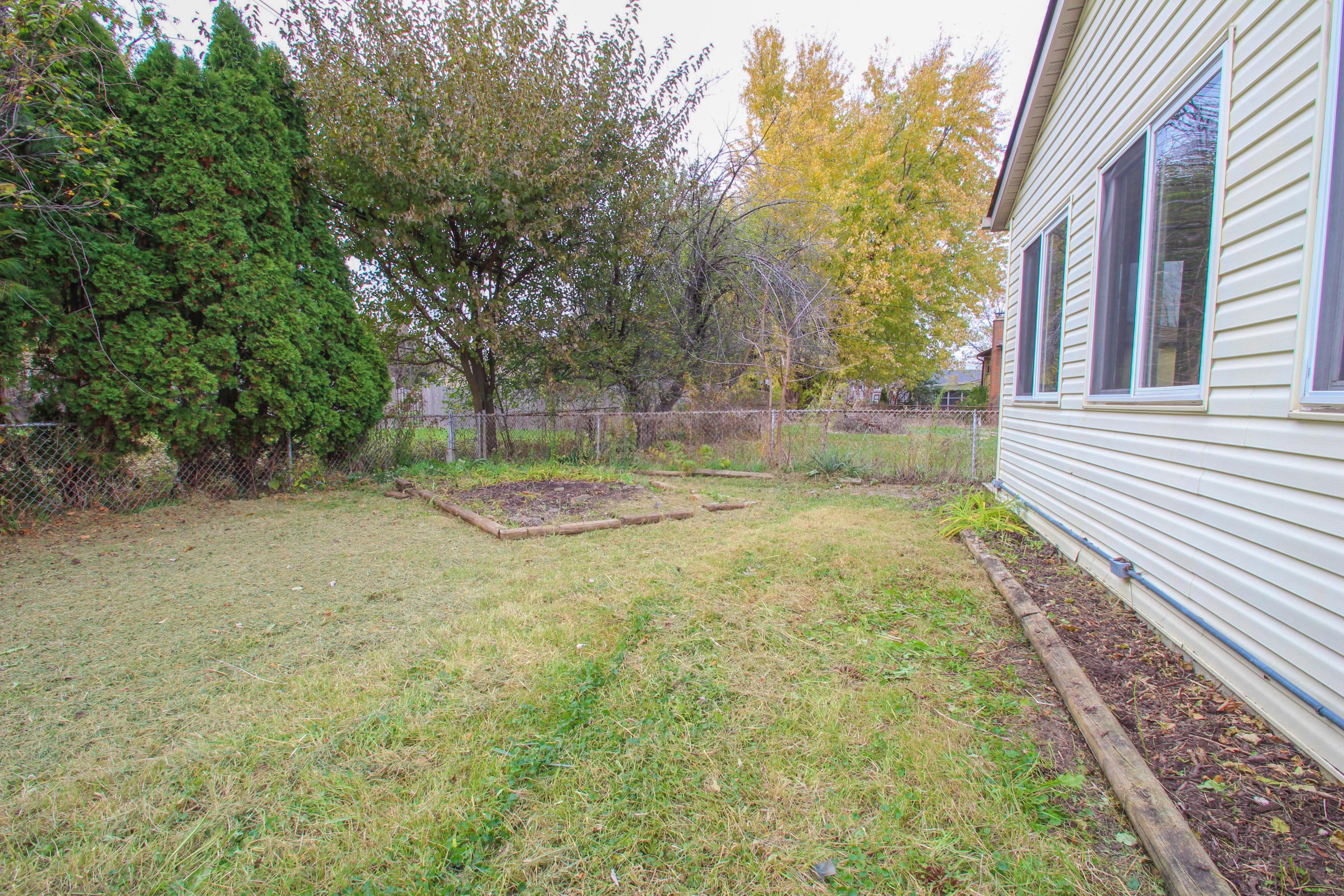 4835 Manitoba Road Columbus, OH 43229 - Photo 29 of 29 Gallery Image 29