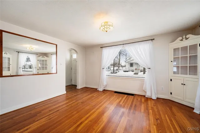 $199,999 | 123 Roosevelt Drive, Utica, NY 13502