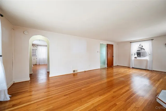 $199,999 | 123 Roosevelt Drive, Utica, NY 13502