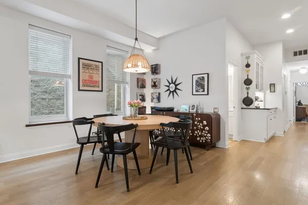 $4,500 | 1667 North Bissell Street, Unit 2, Chicago, IL 60614