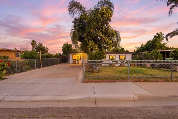 $399,000 | 228 L Street, Sanger, CA 93657
