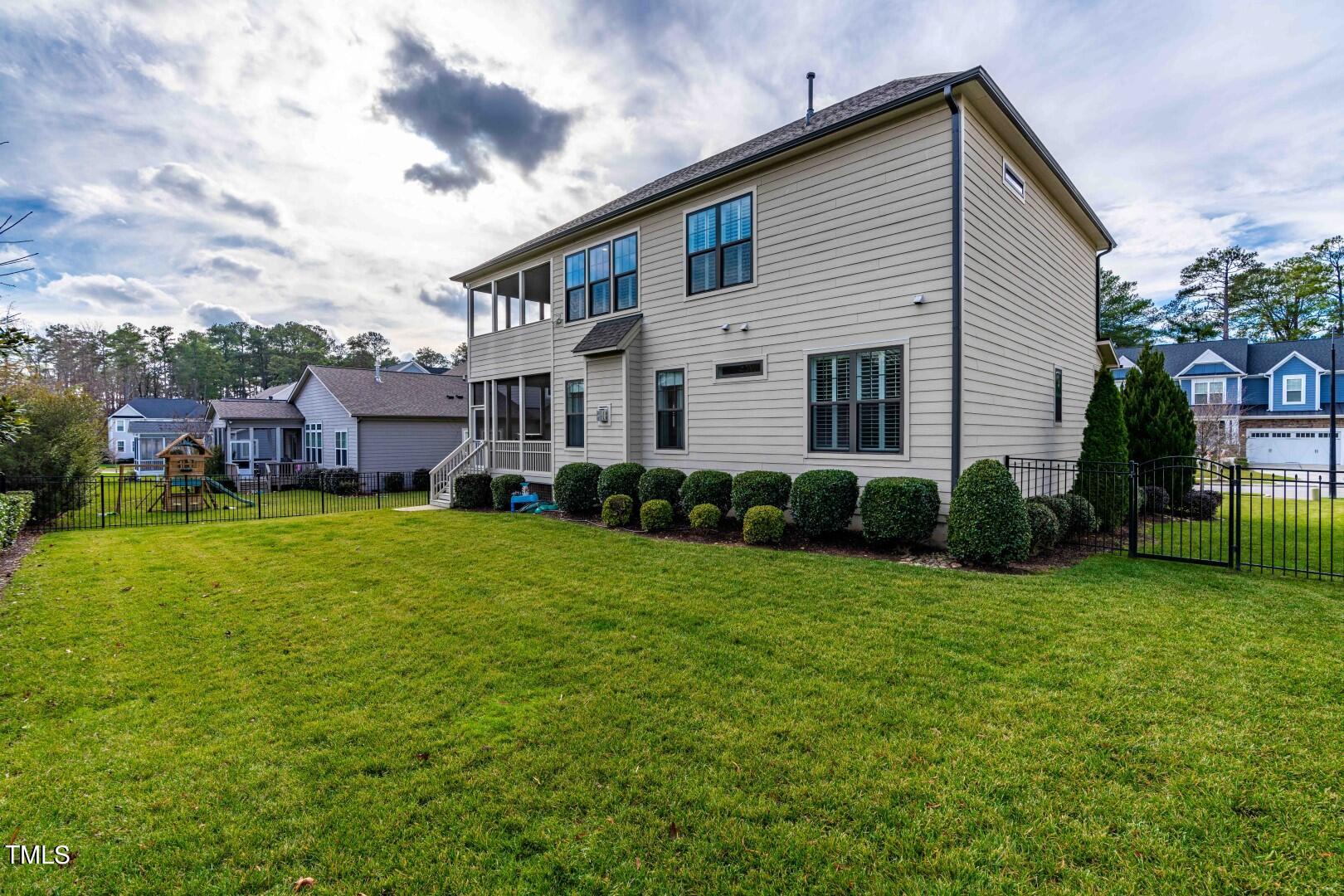3009 Adonis Circle Raleigh, NC 27612 - Photo 47 of 49 DSC09732 (Large)