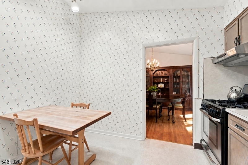 87 Orion Road Berkeley Heights, NJ 07922 - Photo 11 of 25 Gallery Image 11