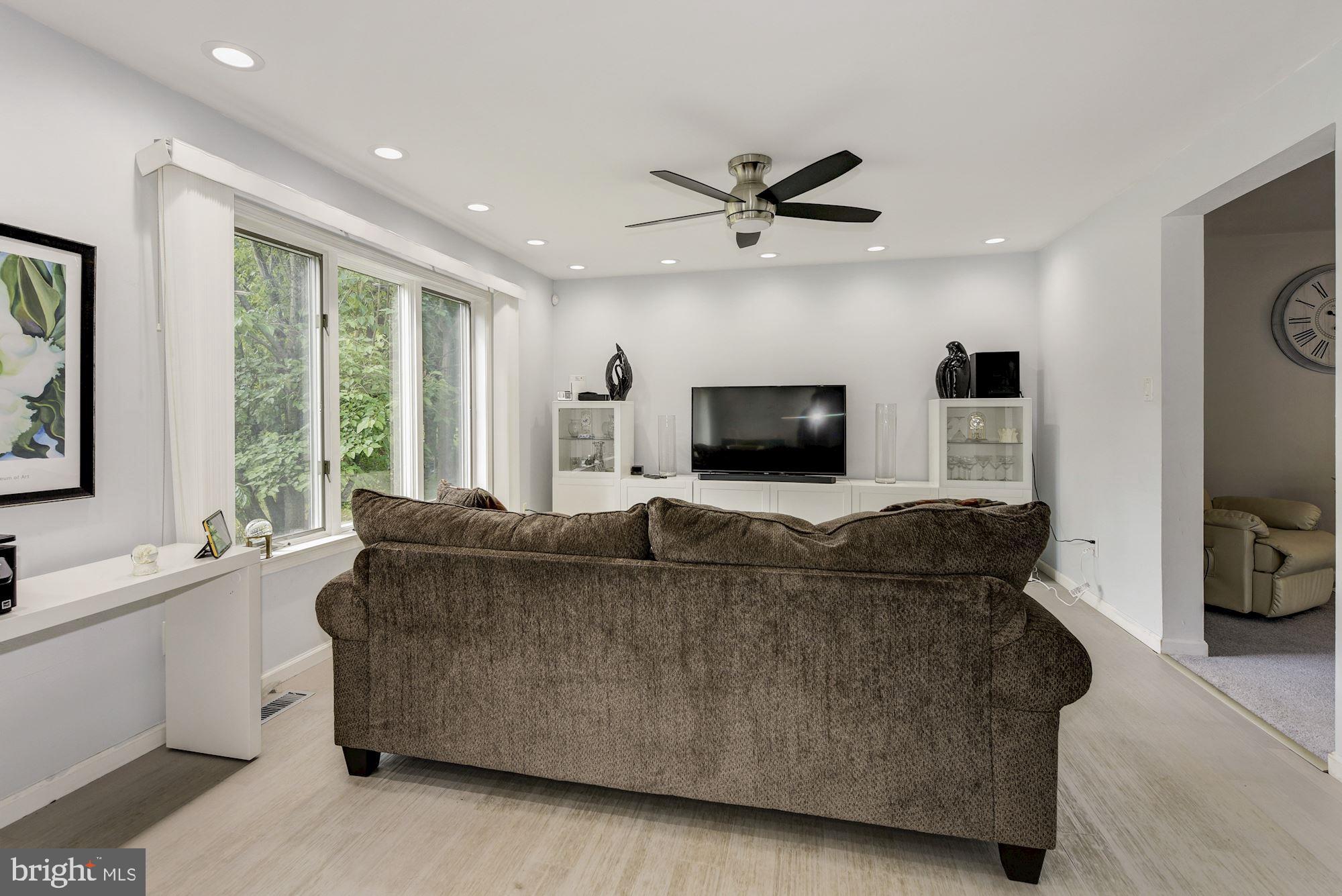 201 Pine Street Moorestown, NJ 08057 - Photo 9 of 26