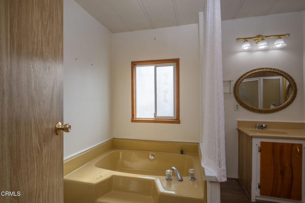 1550 Rory Lane, Unit 184 Simi Valley, CA 93063 - Photo 13 of 19 VCV-Rory-13