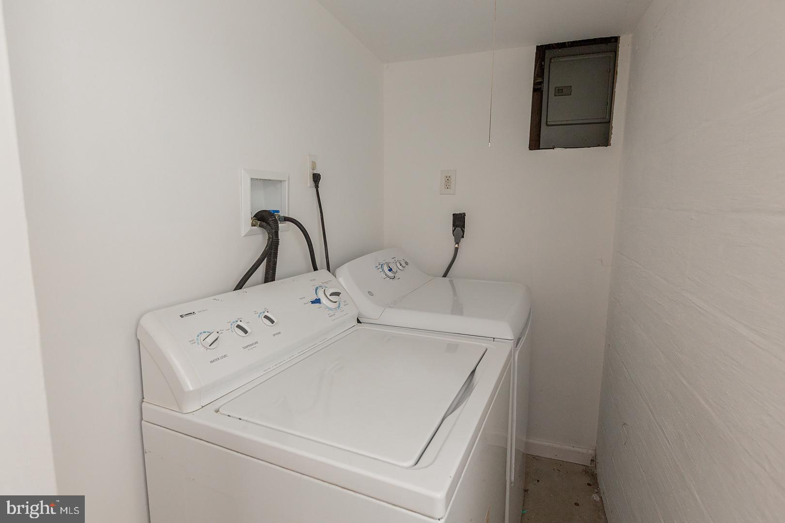 246 Charles Road Lancaster, PA 17603 - Photo 34 of 38 Gallery Image 34