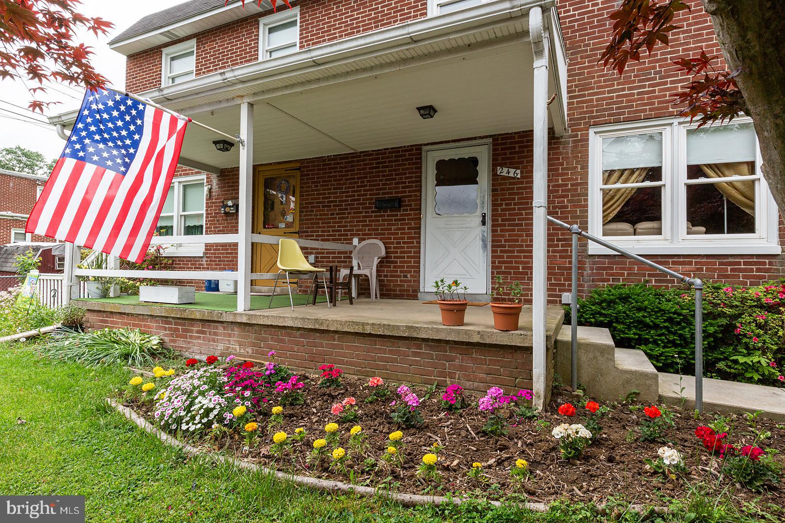 246 Charles Road Lancaster, PA 17603 - Photo 6 of 38 Gallery Image 6