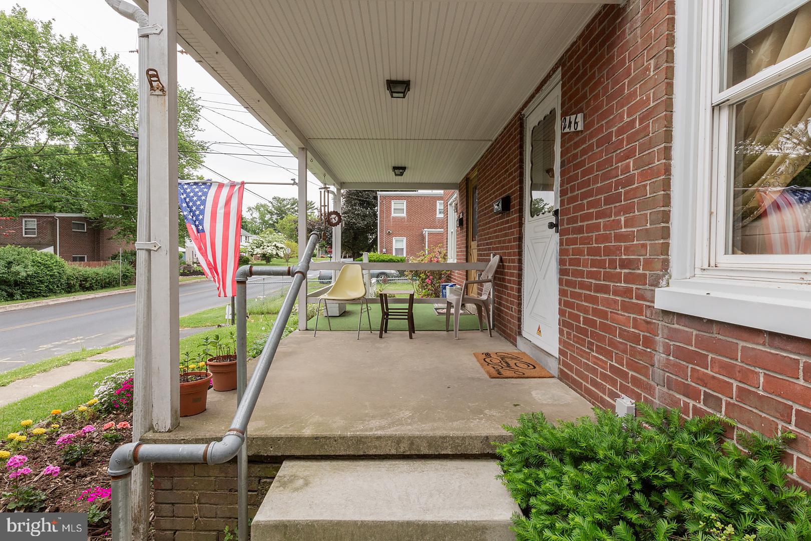 246 Charles Road Lancaster, PA 17603 - Photo 8 of 38 Gallery Image 8